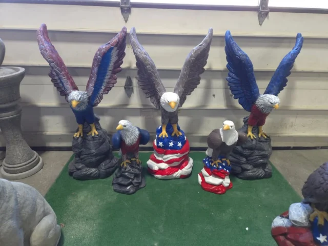 America's 250th celebration is in full swing! We've teamed up with the Village of Oswego, the Chambers of Commerce, and all the local businesses to make it special. We are currently taking orders whether natural to decorate yourself or I paint them. Join the party! 🇺🇸🎉 #America #Celebration #Partnership #Oswego #Businesses