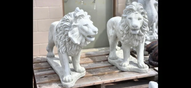 We craft lions that transform a front porch into a distinctive statement.
